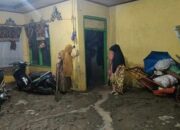 Penghuni Nyaris Terbawa Arus Rumah Diterjang Banjir Bandang di Desa Punai Merindu