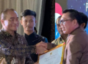 Wako Ahmadi Terima Penghargaan TPPS  Peringkat 2 Nasional 2023