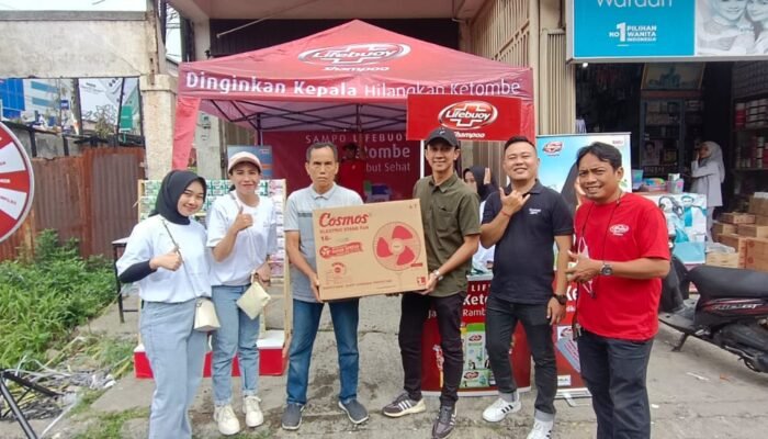 Gerbek Pasar, Ratusan Produk Shampo Lifebouy Habis Terjual