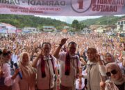 Ribuan Massa Hadiri Pengukuhan Tim Pemenangan Darmadi – Darifus Kecamatan Gunung Kerinci