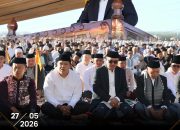 Pimpinan dan Anggota DPRD Laksanakan Sholat Idul Adha 1447 H Bersama Masyarakat